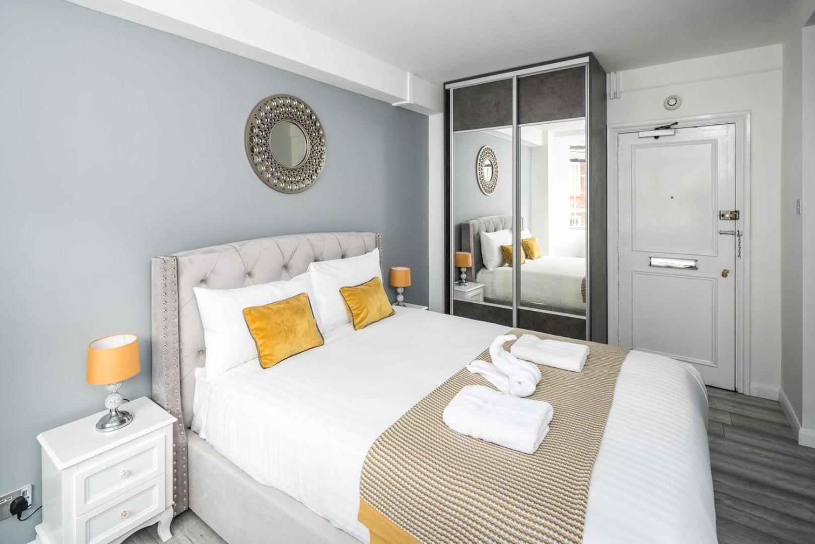 New Sleek & Modern Studio In The Heart Of Chelsea Londra Esterno foto